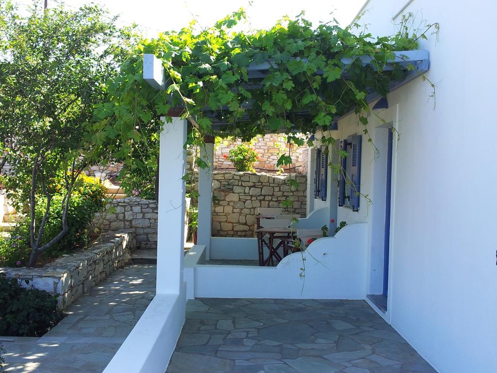 Narkissos Studios Αλυκή Δωμάτιο φωτογραφία